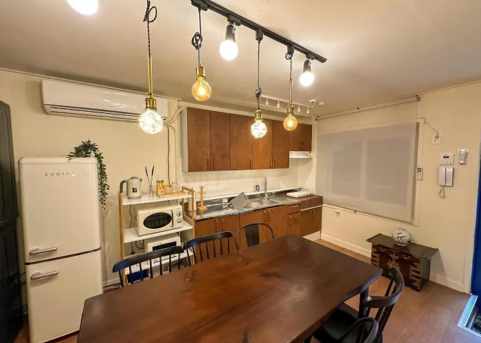 Yunseul- Garden House In The With Korean Beauty * Seoul